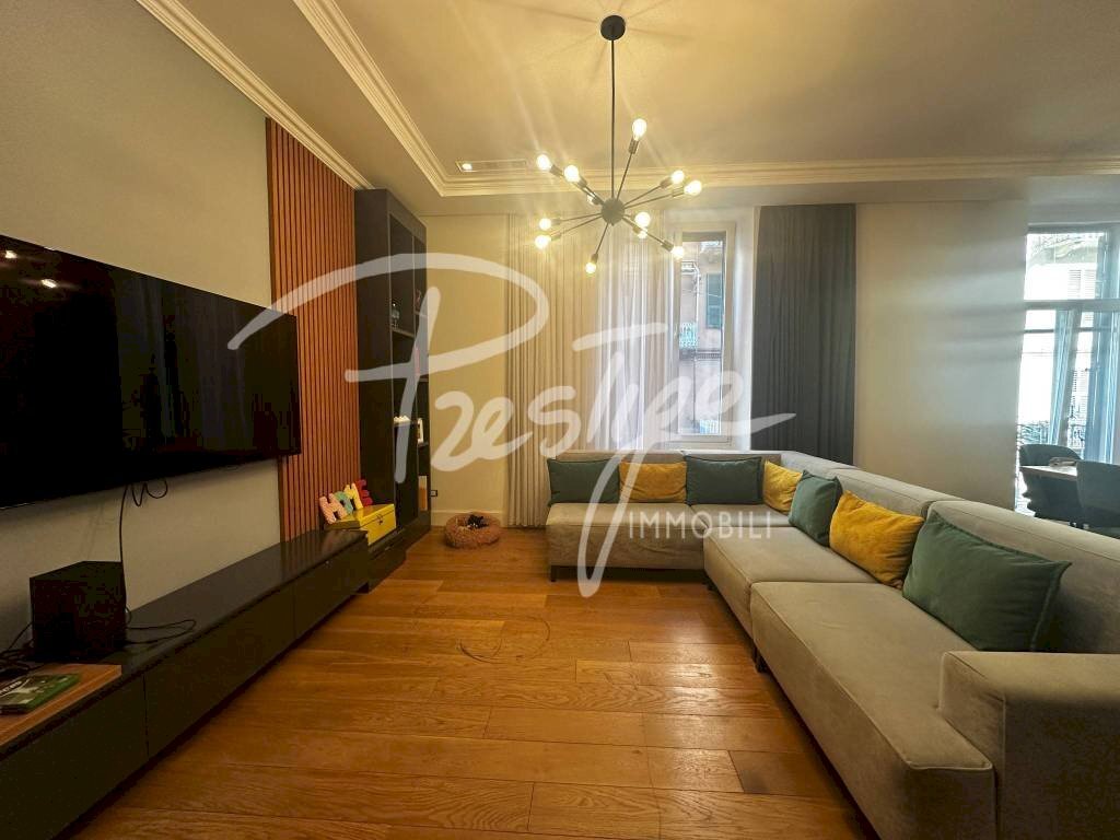 Salone - Appartamento via Nino Bixio, La Spezia - foto 1