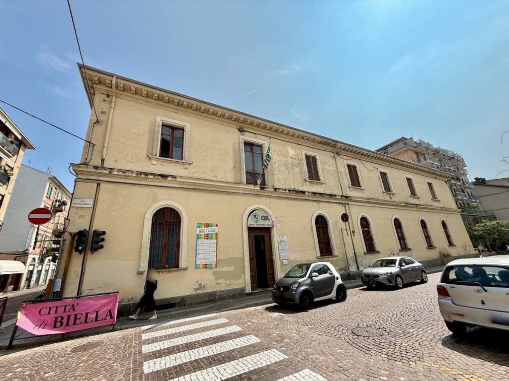 Facciata - Ufficio via Antonio Gramsci, 19, Biella - foto 1
