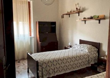 Camera da letto - Villa via Saborello, Vaglio Serra - foto 9