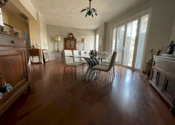 Apartment Reggio nell'Emilia - photo 9