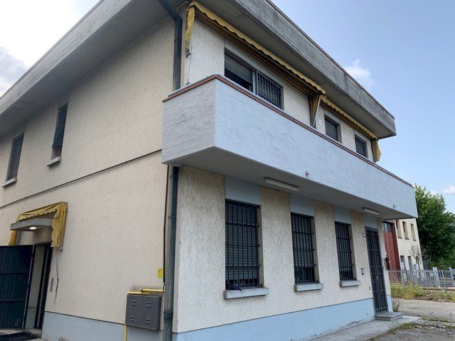 Shed Reggio nell'Emilia - photo 1