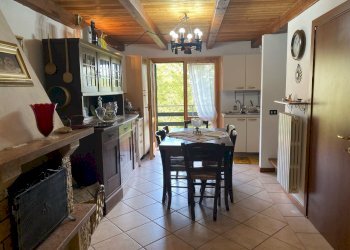 Villa a Schiera Casteldelci - foto 1