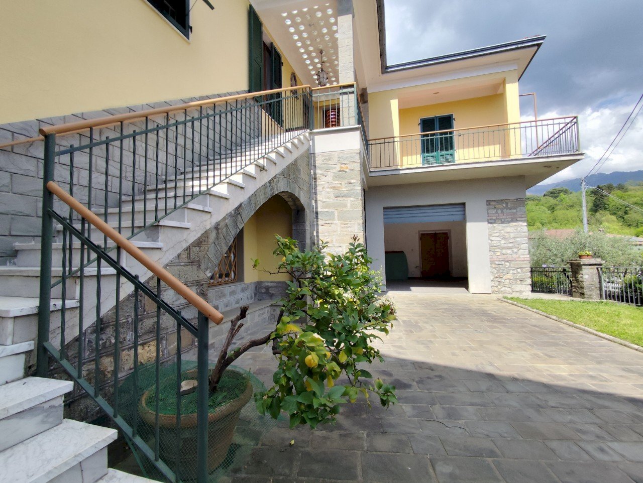 Porzione di casa Bagnone - foto 2