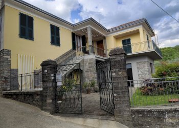 Porzione di casa Bagnone - foto 4