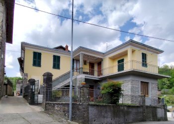 Porzione di casa Bagnone - foto 6