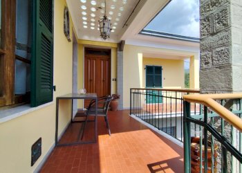 Porzione di casa Bagnone - foto 13