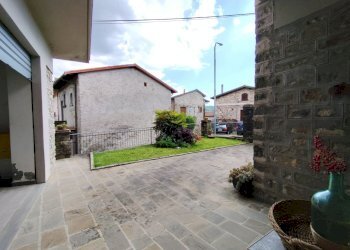 Porzione di casa Bagnone - foto 17