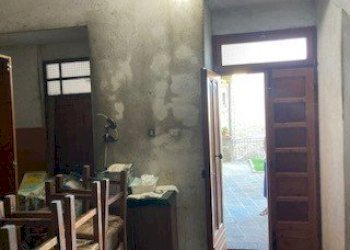 Porzione di casa Bagnone - foto 21