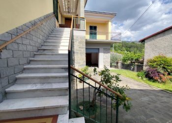 Porzione di casa Bagnone - foto 30