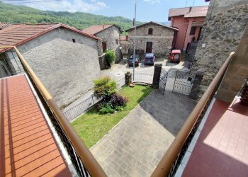 Porzione di casa Bagnone - foto 40