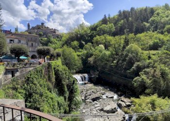Porzione di casa Bagnone - foto 57