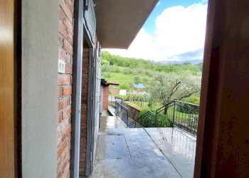 Porzione di casa Bagnone - foto 96