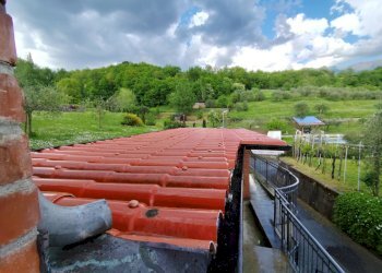 Porzione di casa Bagnone - foto 98