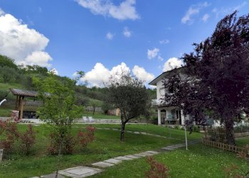 Porzione di casa Bagnone - foto 108