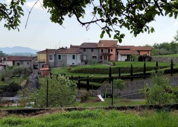 Porzione di casa Bagnone - foto 109