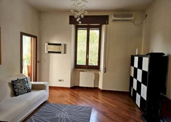 Three-room apartment Terni - photo 1