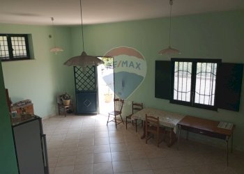 Sala da pranzo - Villa Via Luigi Capuana
 
snc, Santa Venerina - foto 10