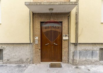 Edificio all\'aperto - Trilocale Perugia - foto 2