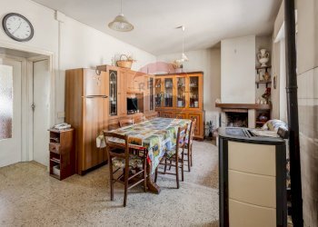 Sala da pranzo - Casa indipendente VOCABOLO MOLINACCIO, Nocera Umbra - foto 12