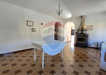 Sala da pranzo - Appartamento Via Cavour
 
57, Lettopalena - foto 10