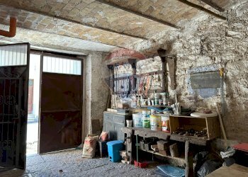 Dispensa di stoccaggio - Semi-detached house Via Nazionale
 
30, Pizzone - photo 4