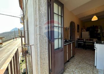 Cucina - Semi-detached house Via Nazionale
 
30, Pizzone - photo 40