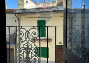 Balcone - Semi-detached house Via Nazionale
 
30, Pizzone - photo 50