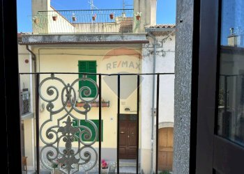 Balcone - Semi-detached house Via Nazionale
 
30, Pizzone - photo 51