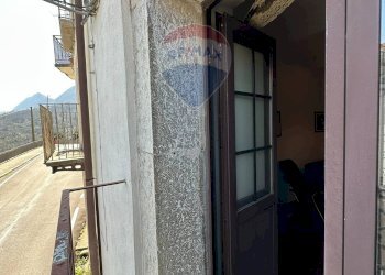 Balcone - Semi-detached house Via Nazionale
 
30, Pizzone - photo 53