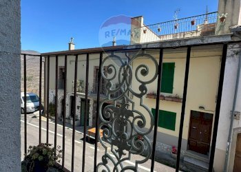 Balcone - Semi-detached house Via Nazionale
 
30, Pizzone - photo 55