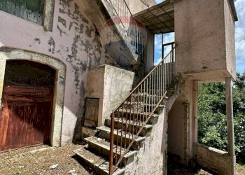 Casa all\'aperto - Semi-detached house Via Cerreto, Filignano - photo 1