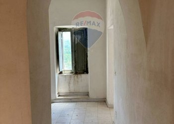 Hall / corridoio - Semi-detached house Via Cerreto, Filignano - photo 10