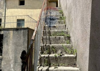 Scale - Semi-detached house Via Cerreto, Filignano - photo 18