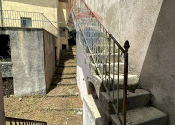 Scale - Semi-detached house Via Cerreto, Filignano - photo 21