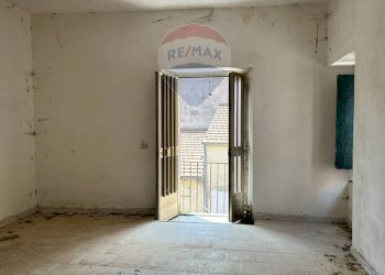 Stanza vuota - Semi-detached house Via Cerreto, Filignano - photo 26