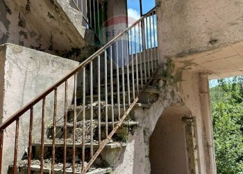 Scale - Semi-detached house Via Cerreto, Filignano - photo 37