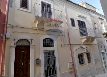 Edificio all\'aperto - Casa indipendente Via Carrubbelle
 
99, Ragusa - foto 4