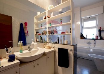 Bagno - Appartamento Via San Lorenzo
 
7, Bari - foto 14