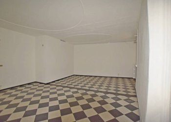 Stanza non arredata - Appartamento piazza Cesare Battisti, 2, Mondovì - foto 12