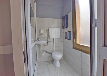 Bagno - Appartamento piazza Cesare Battisti, 2, Mondovì - foto 18