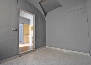 Interno palazzo - Appartamento piazza Cesare Battisti, 2, Mondovì - foto 25