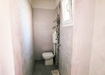 Bagno - Shop via Ferrarese, 160, Bologna (neighborhood Corticella) - photo 10