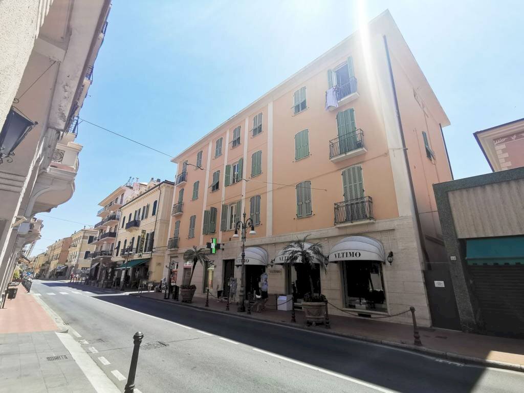 Zona - Quadrilocale via Vittorio Emanuele II, 109, Bordighera - foto 3