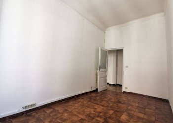 Stanza non arredata - Four-room apartment via Vittorio Emanuele II, 109, Bordighera - photo 25