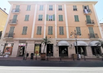 Facciata - Quadrilocale via Vittorio Emanuele II, 109, Bordighera - foto 38