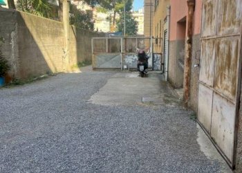 Altro - Box via Bengasi, 5r, Genova (zona Sestri Ponente) - foto 5