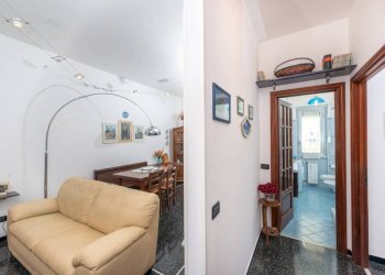 Corridoio - Three-room apartment via San Lorenzo, 20, Cogoleto - photo 11