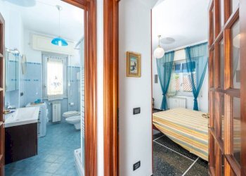 Corridoio - Three-room apartment via San Lorenzo, 20, Cogoleto - photo 15