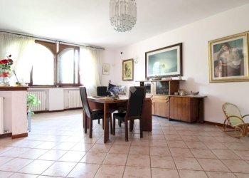 Villa a Schiera Via Grazia Deledda, Sassuolo - foto 2