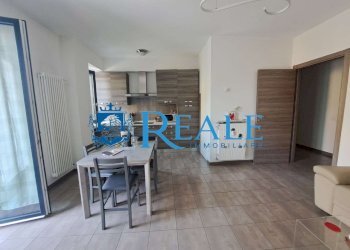 Trilocale Magenta - foto 2